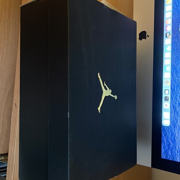 Air Jordan 1 mid se - Picture 3 of 12